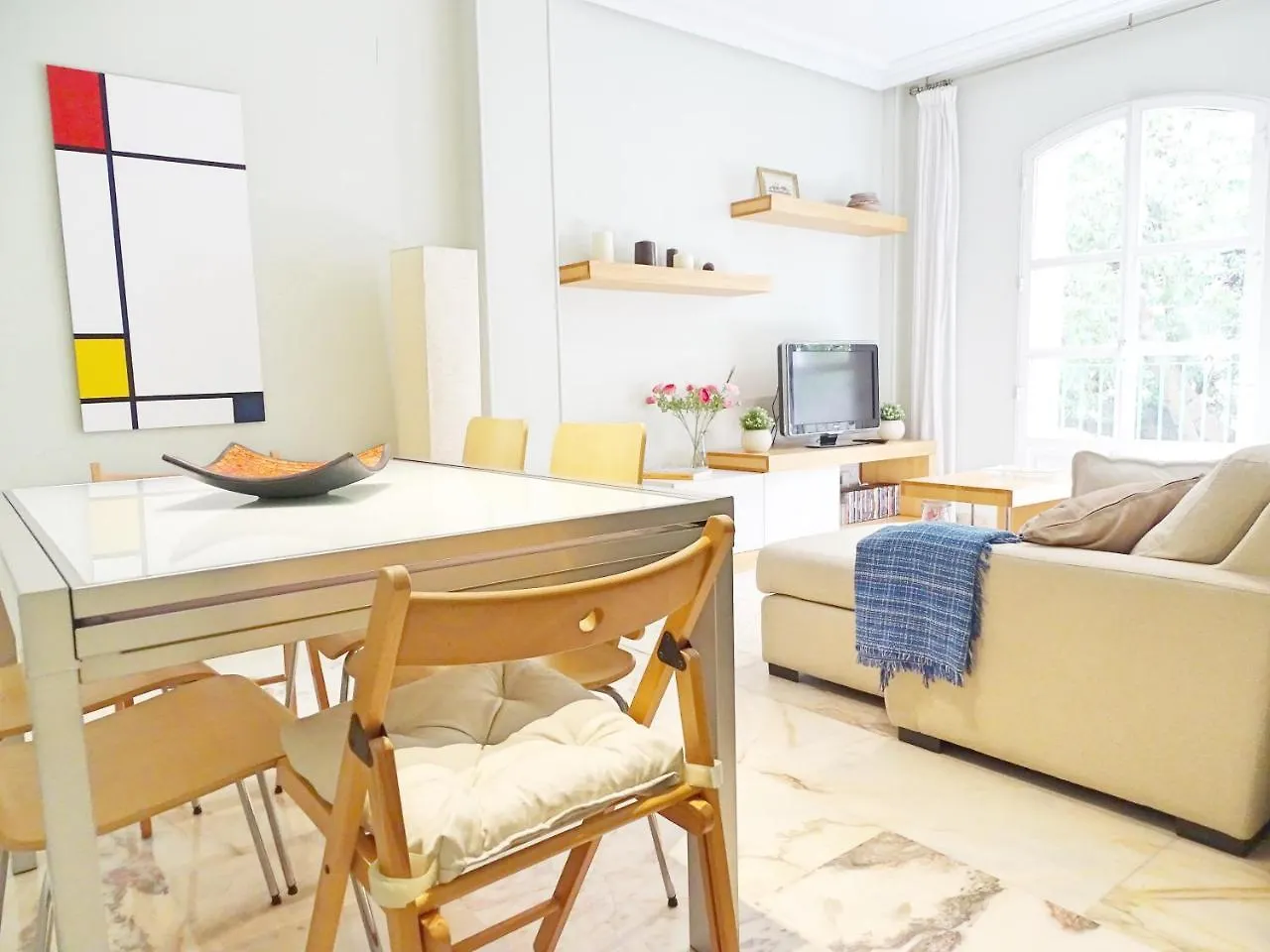 Guadalquivir Place Apartment Seville Spain